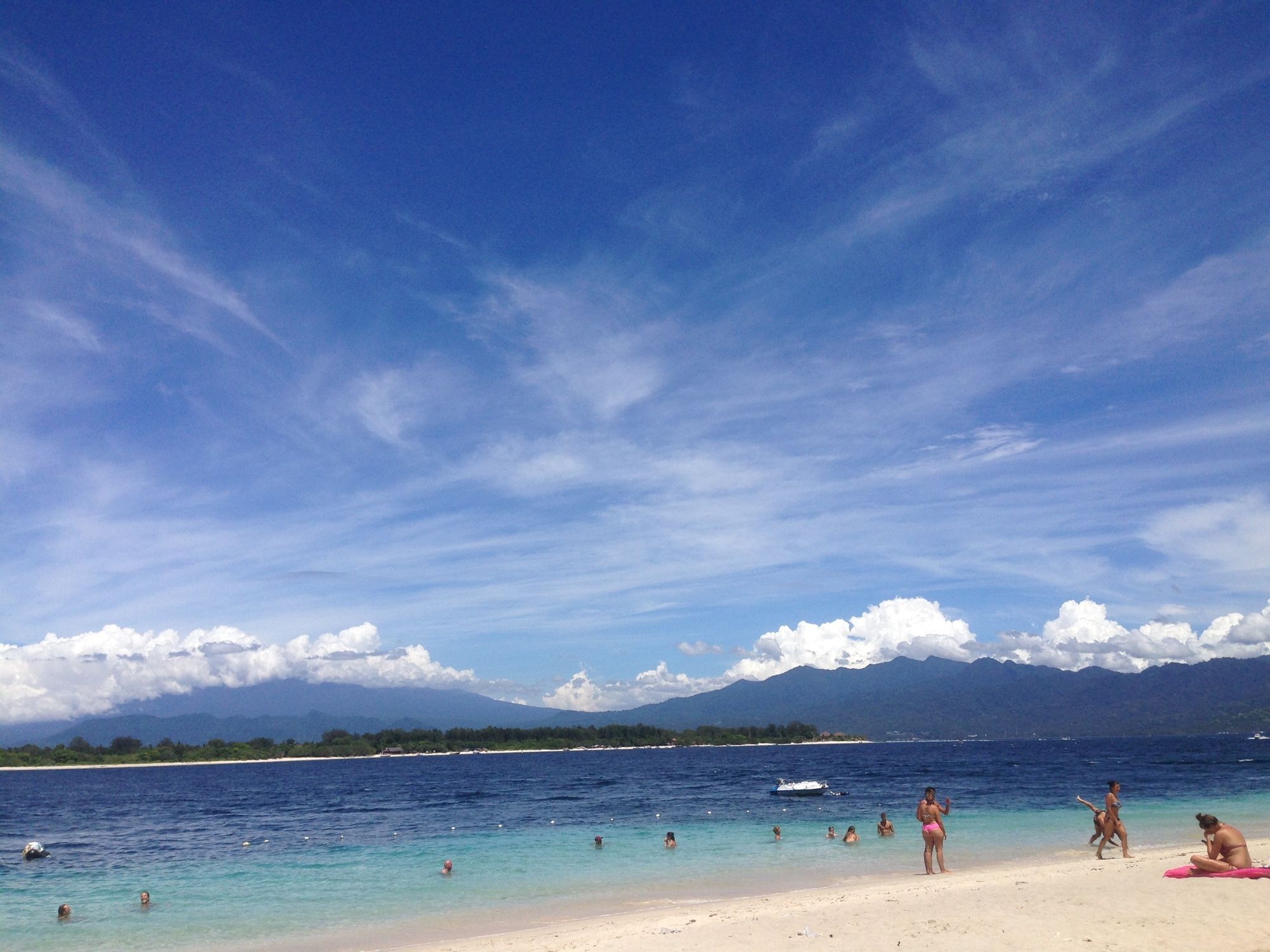 Warna Beach Hotel Gili Trawangan Exterior foto